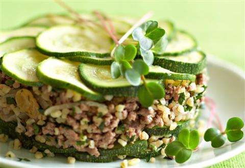 Tian de courgettes à l’agneau et au blé